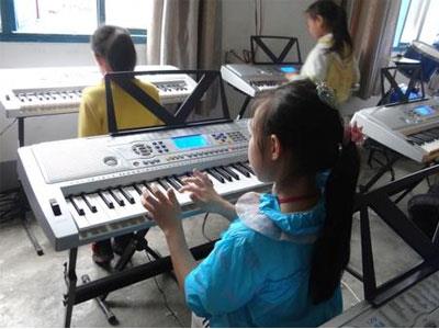 招聘乌兰察布电子琴家教老师